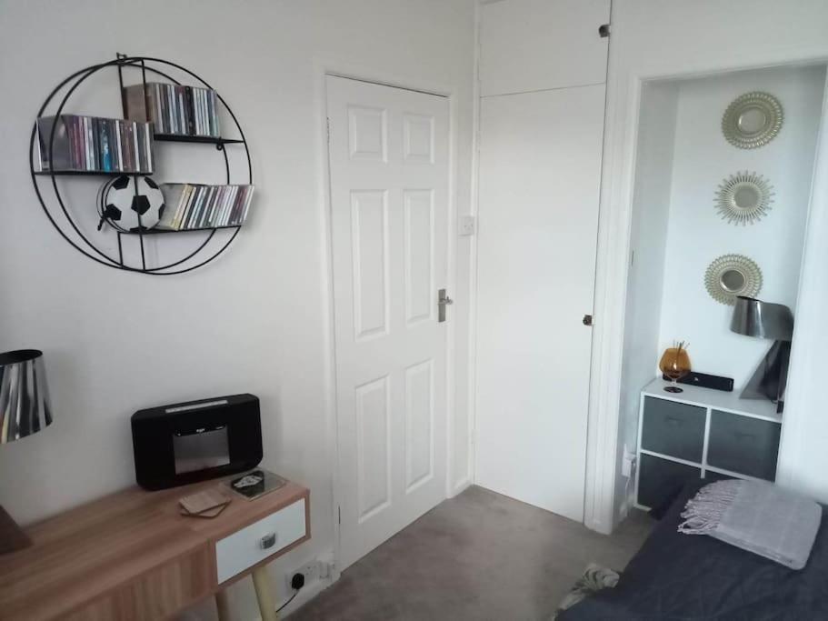 House With Free Parking And Large Garden Βίλα Wyke Regis Εξωτερικό φωτογραφία